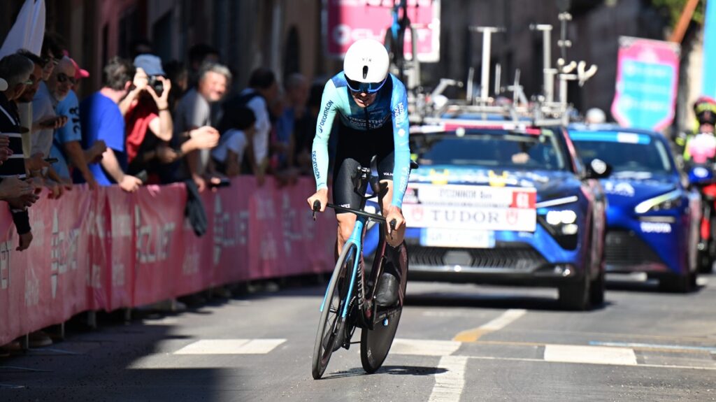 Vuelta a España 2024 Ben O Connor sarà il capitano della Decathlon