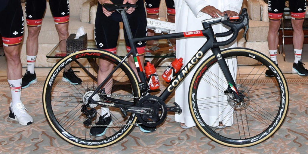 UAE Team Emirates, nel 2021 su bici Colnago con innesti dorati -  SpazioCiclismo