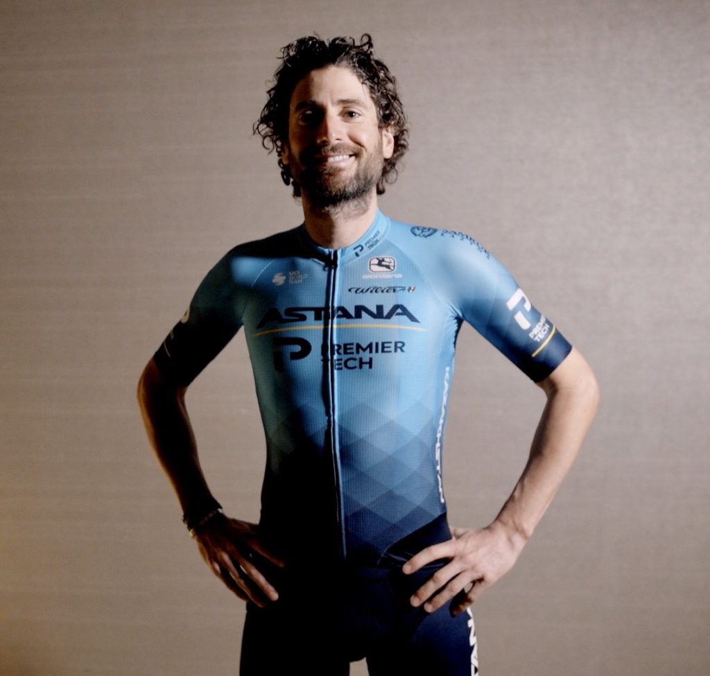 Astana-Premier Tech, pochi cambiamenti nella maglia per il 2021 -  SpazioCiclismo