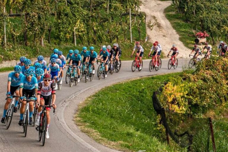 Giro del 2024, la startlist provvisoria SpazioCiclismo