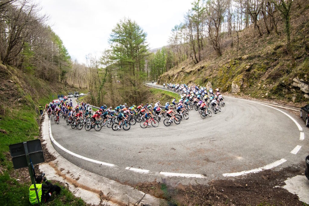 DIRETTA Giro dei Paesi Baschi 2024 LIVE, Quarta Tappa SpazioCiclismo