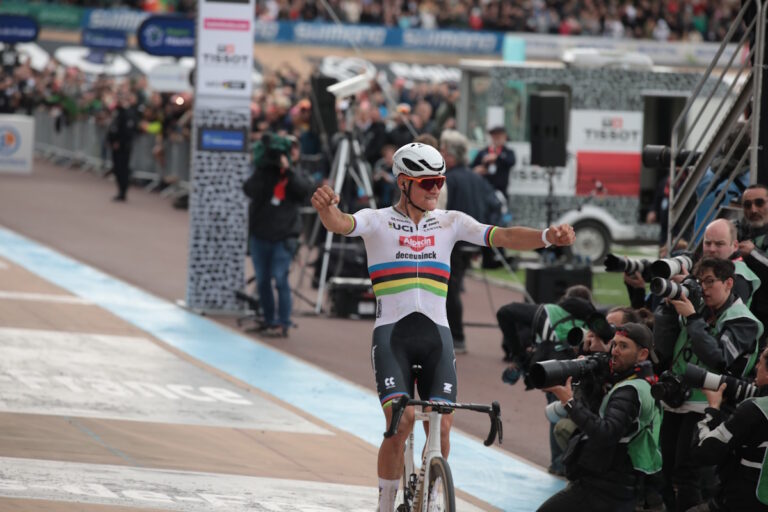 VIDEO Highlights ParigiRoubaix 2024 SpazioCiclismo